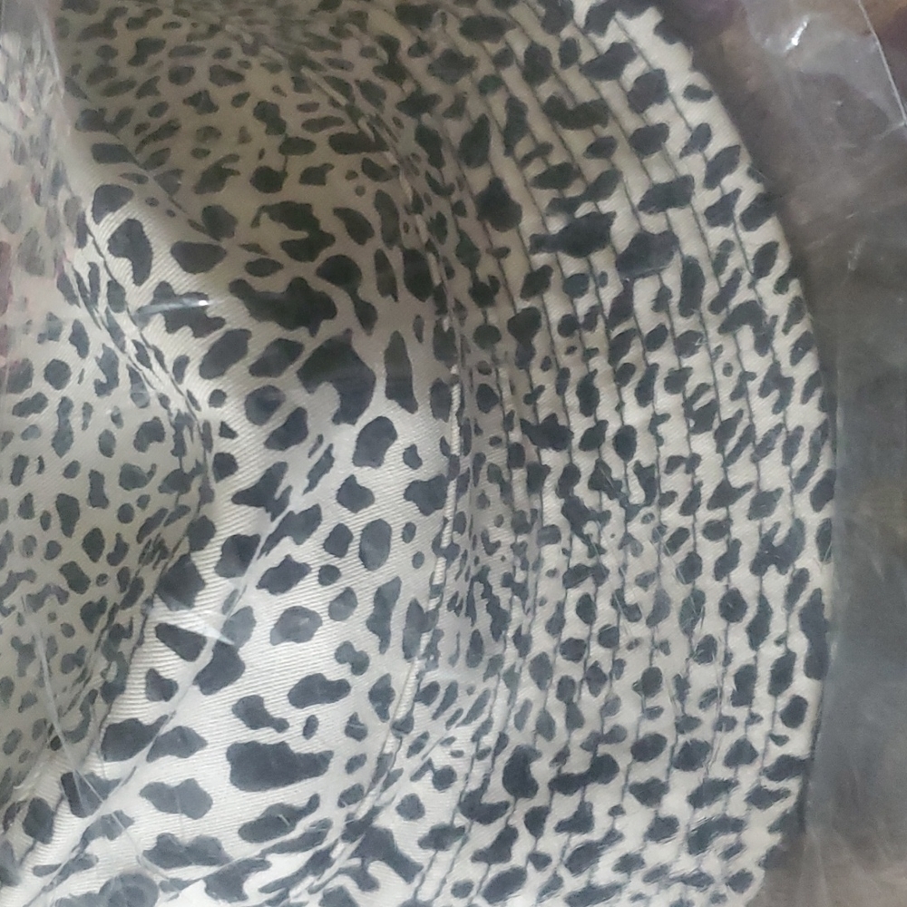 Michael kors gorgeous bucket hat love mine - Picture 2 of 6
